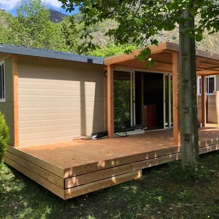 Horská chata Zecamping 4 Etoiles Piscine Locatif Clim 52M2 8 Pers *
