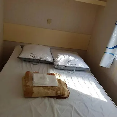 Camping 3 Etoiles - Ccaiaah * Monoblet